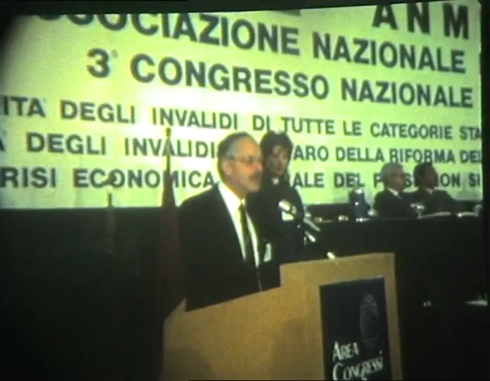 La tribuna del congresso nazionale ANMIC a Roma nel 1982